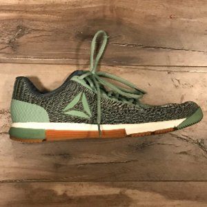 Womens Reebok Flexweave Training Shoes -- Size 9